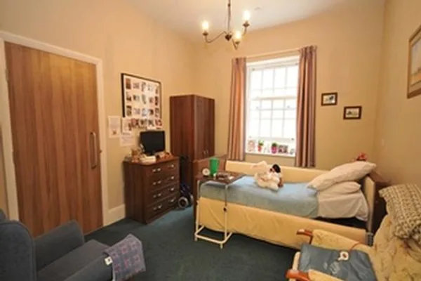 Charing House Care And Nursing Home